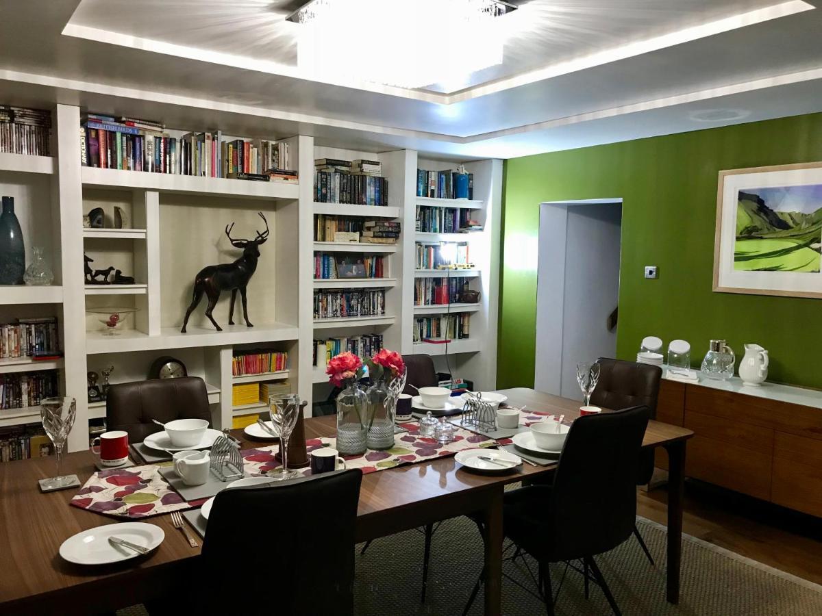 Curbar Hillside B&B Екстер'єр фото