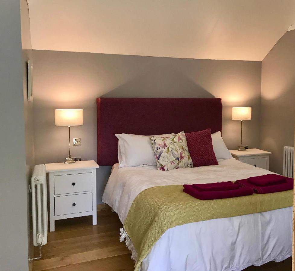 Curbar Hillside B&B Екстер'єр фото